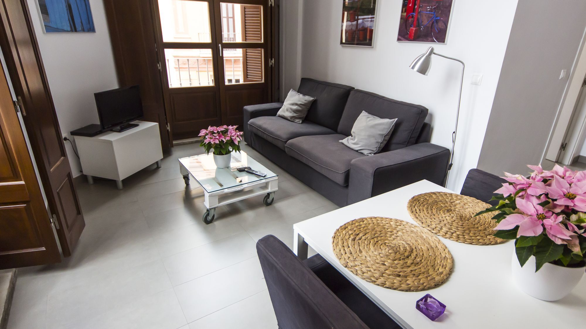 Apartamentos Malaga Picasso מראה חיצוני תמונה