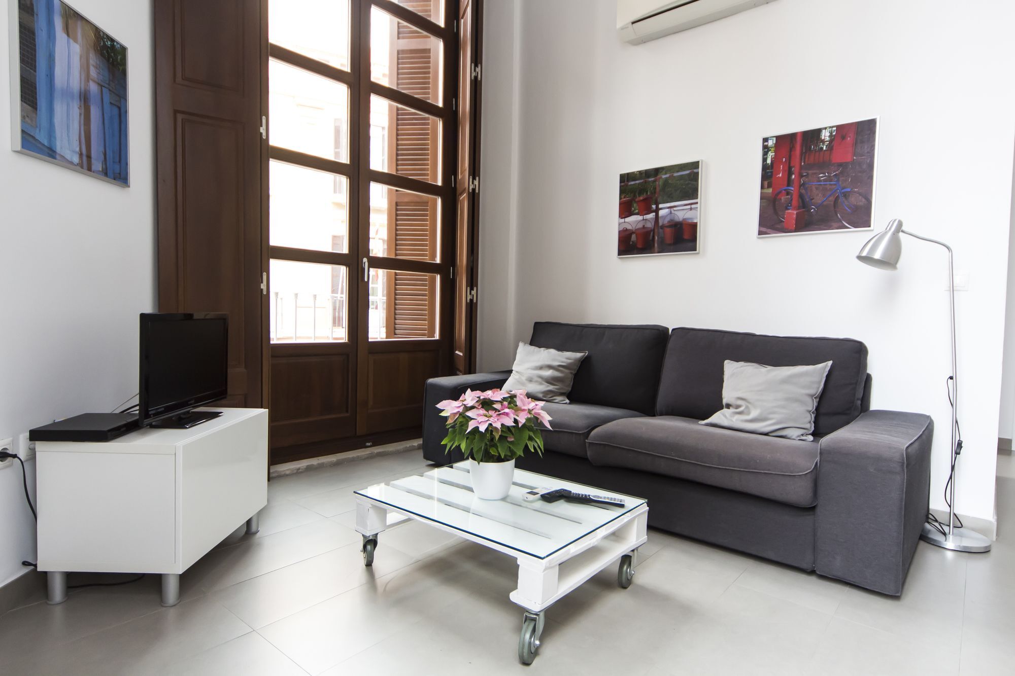 Apartamentos Malaga Picasso מראה חיצוני תמונה